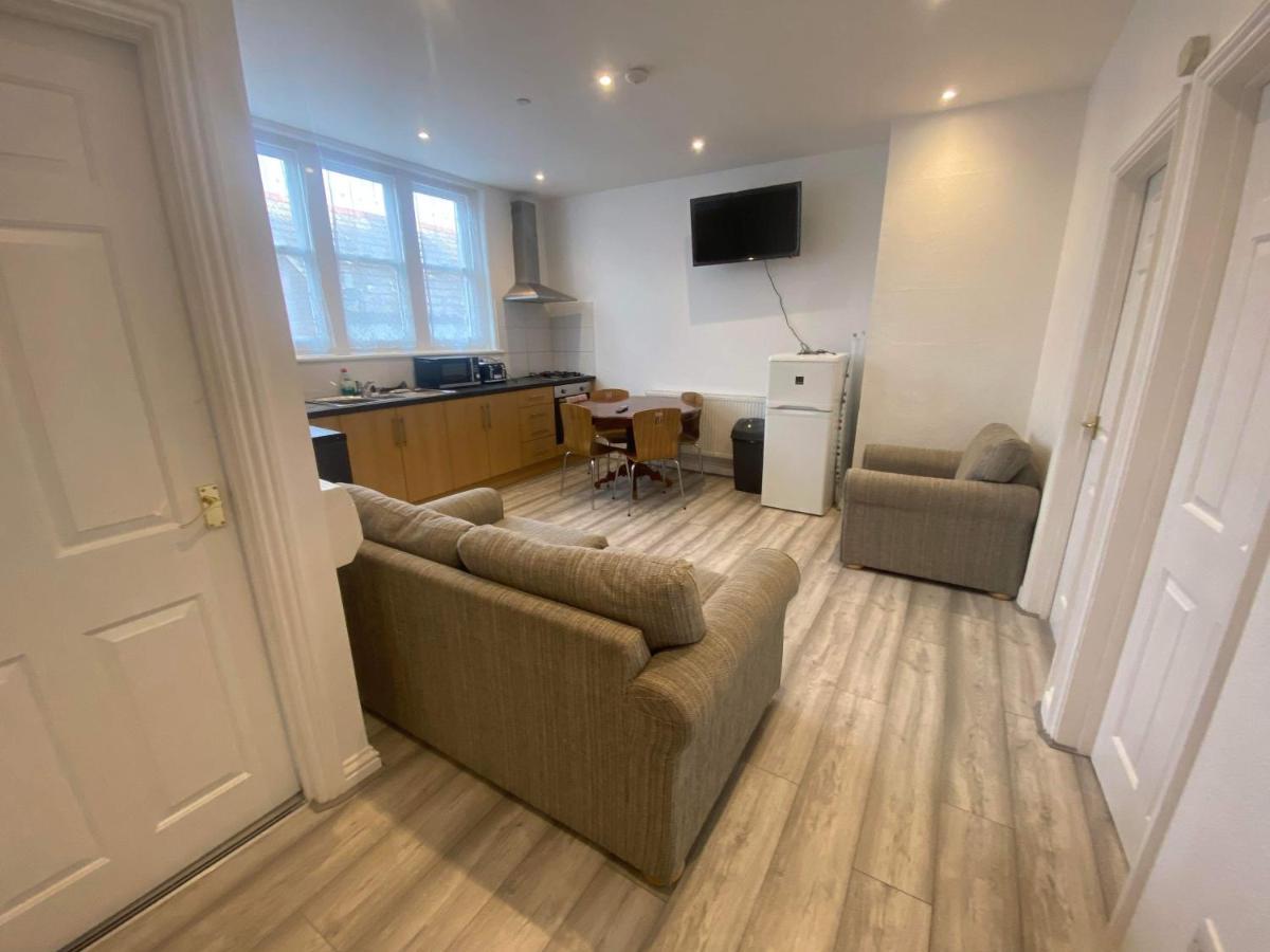 Entire Two Double Bedrooms Flat N4 Грейт-Ярмут Екстер'єр фото