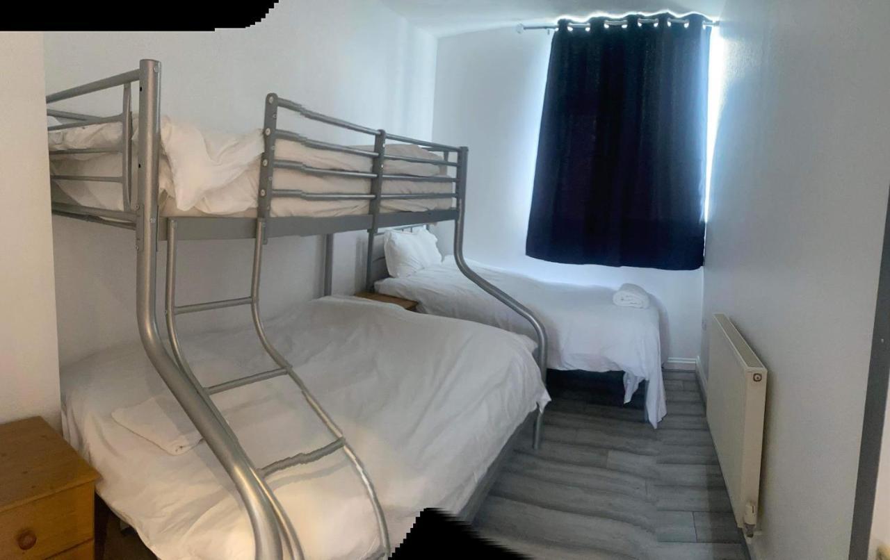 Entire Two Double Bedrooms Flat N4 Грейт-Ярмут Екстер'єр фото